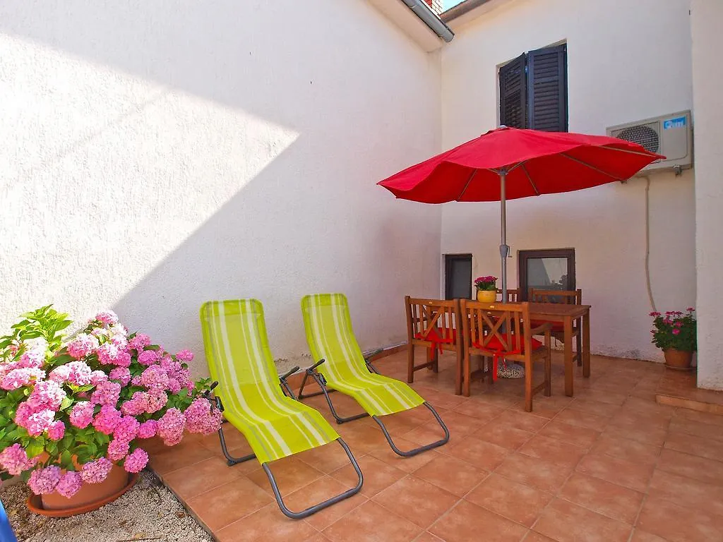 House Sandra 1430 Peresiji